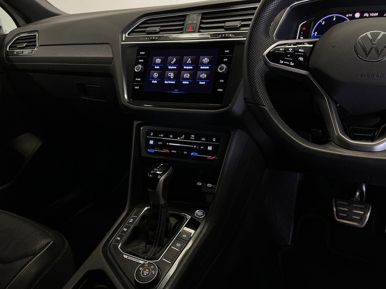 Used Volkswagen Tiguan Allspace 2024 for sale - 78195843: Photo 13