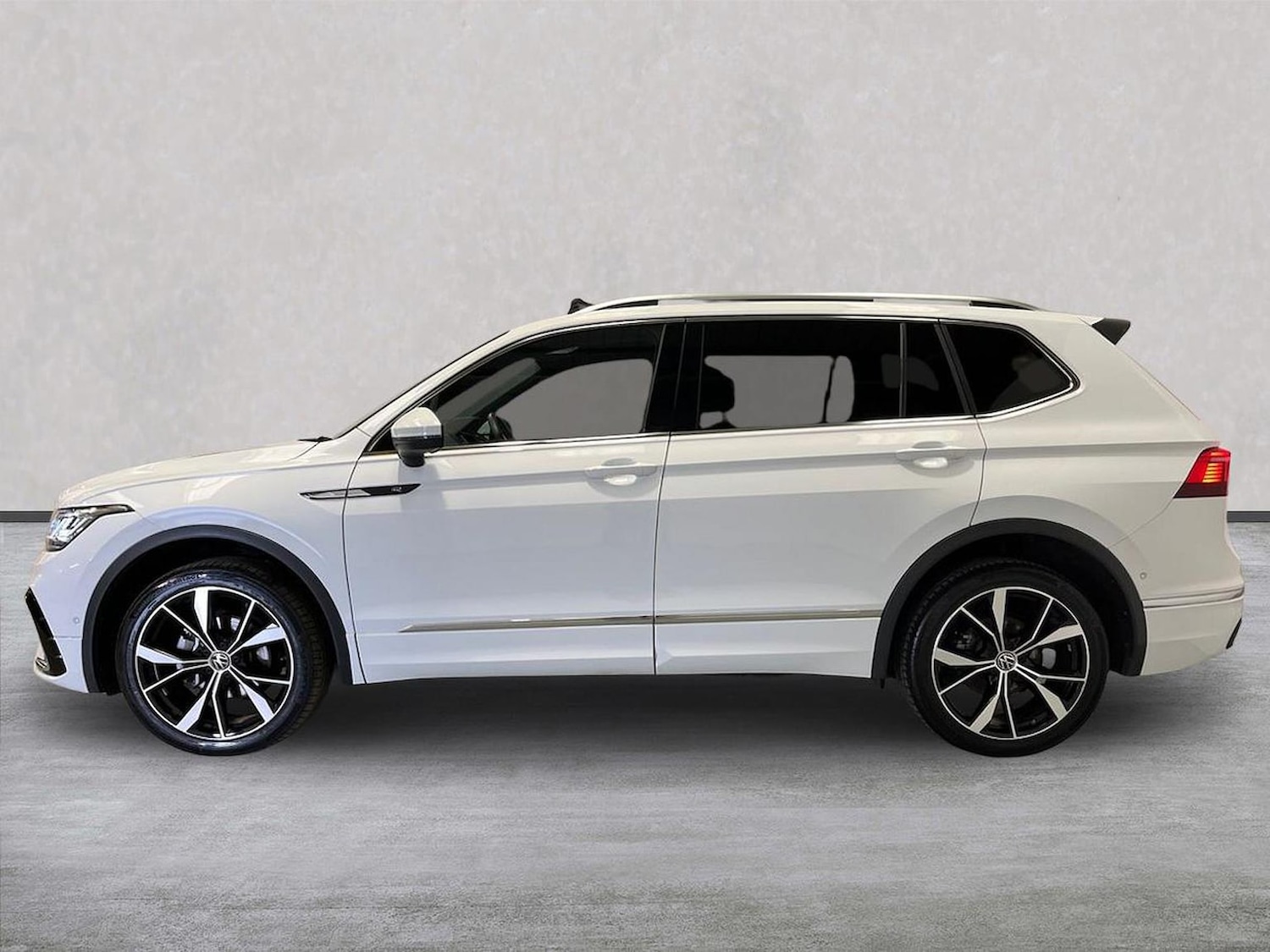 Used Volkswagen Tiguan Allspace 2024 for sale - 78195843: Photo 19