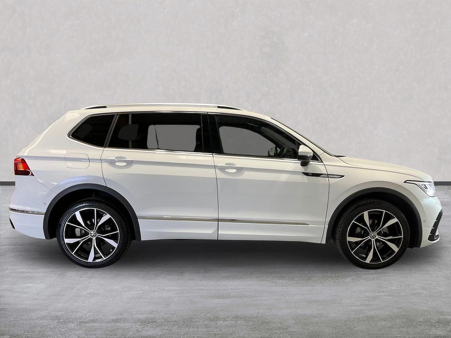 Used Volkswagen Tiguan Allspace 2024 for sale - 78195843: Photo 3