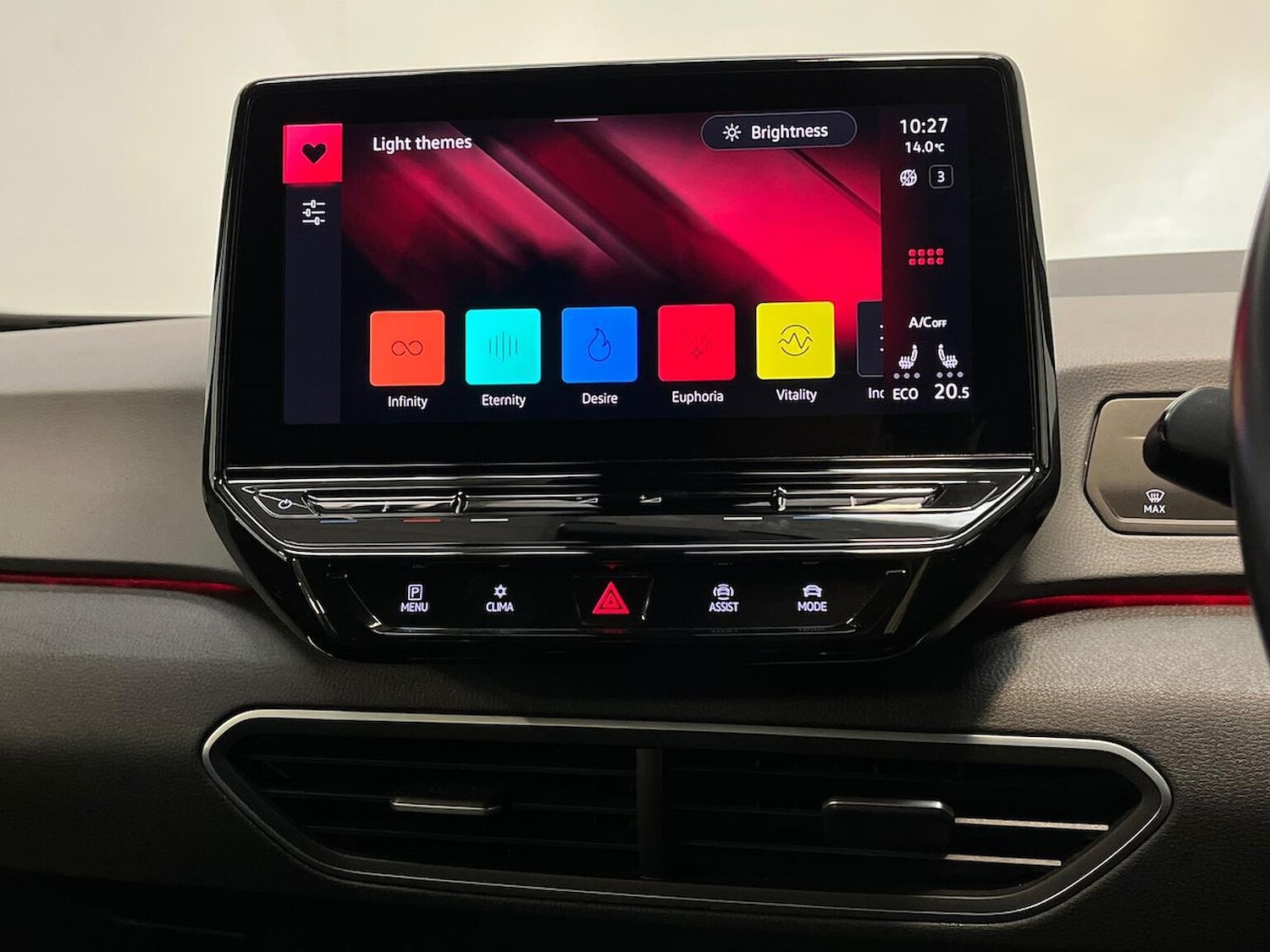 Used Volkswagen ID.3 2022 for sale - 76449600: Photo 37