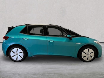 Used Volkswagen ID.3 2022 for sale - 76449600: Photo