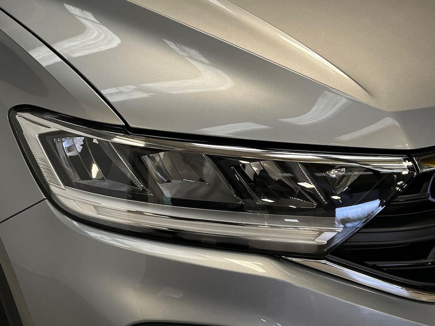 Used Volkswagen T-Roc 2025 for sale - 76770063: Photo 34