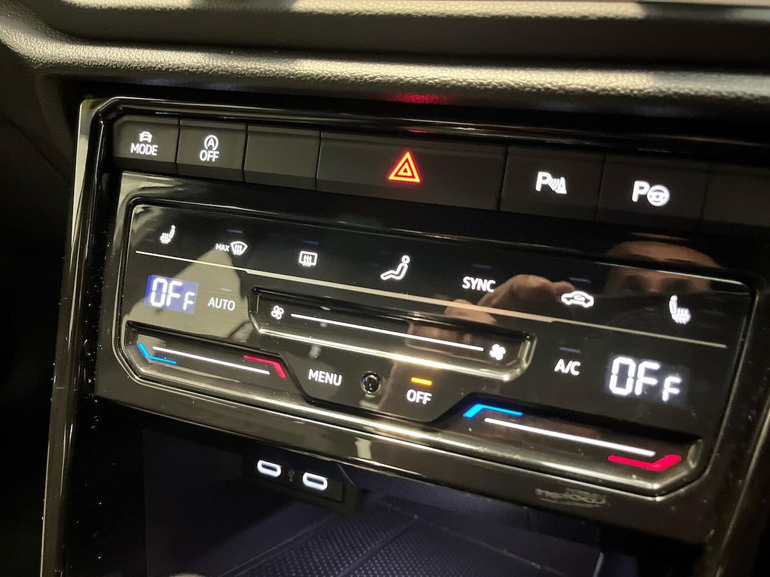 Used Volkswagen T-Roc 2023 for sale - 76566540: Photo 12