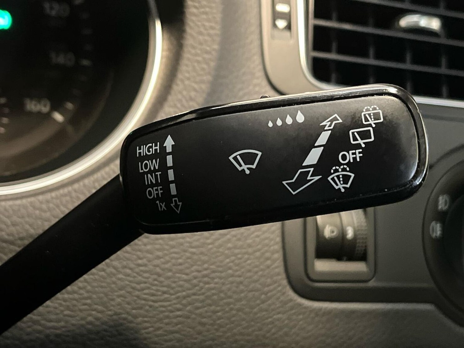 Used Volkswagen Polo 2017 for sale - 76565493: Photo 28