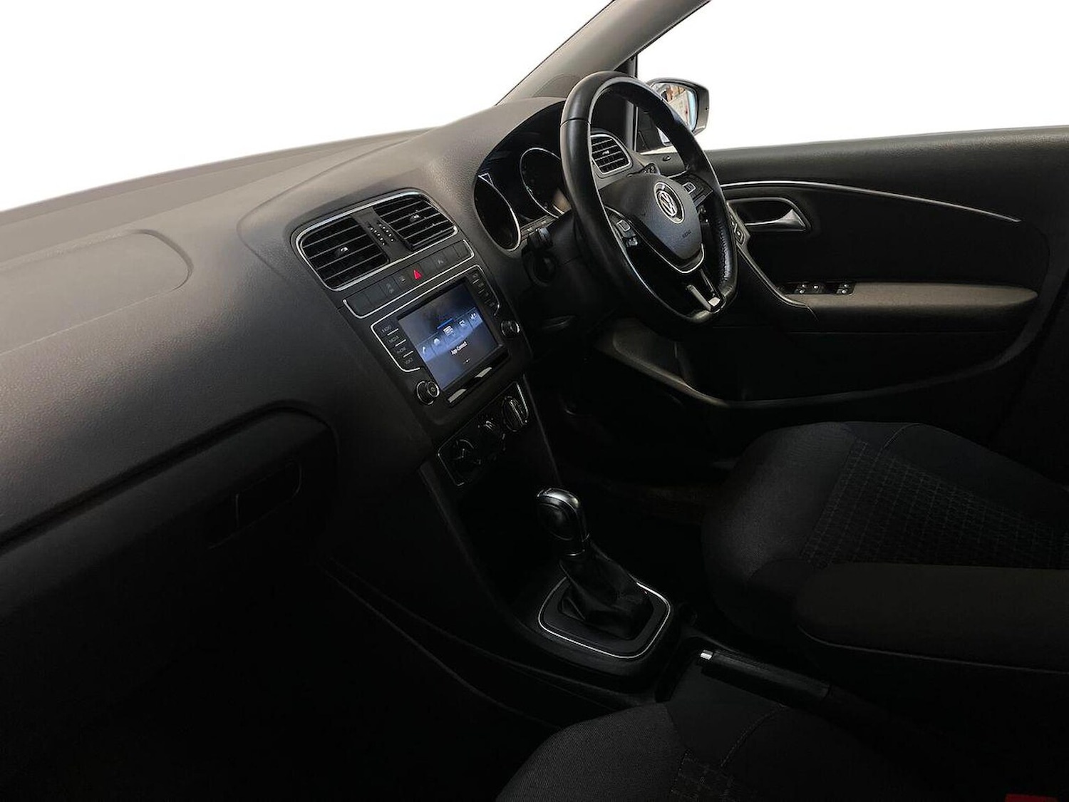 Used Volkswagen Polo 2017 for sale - 76565493: Photo 7