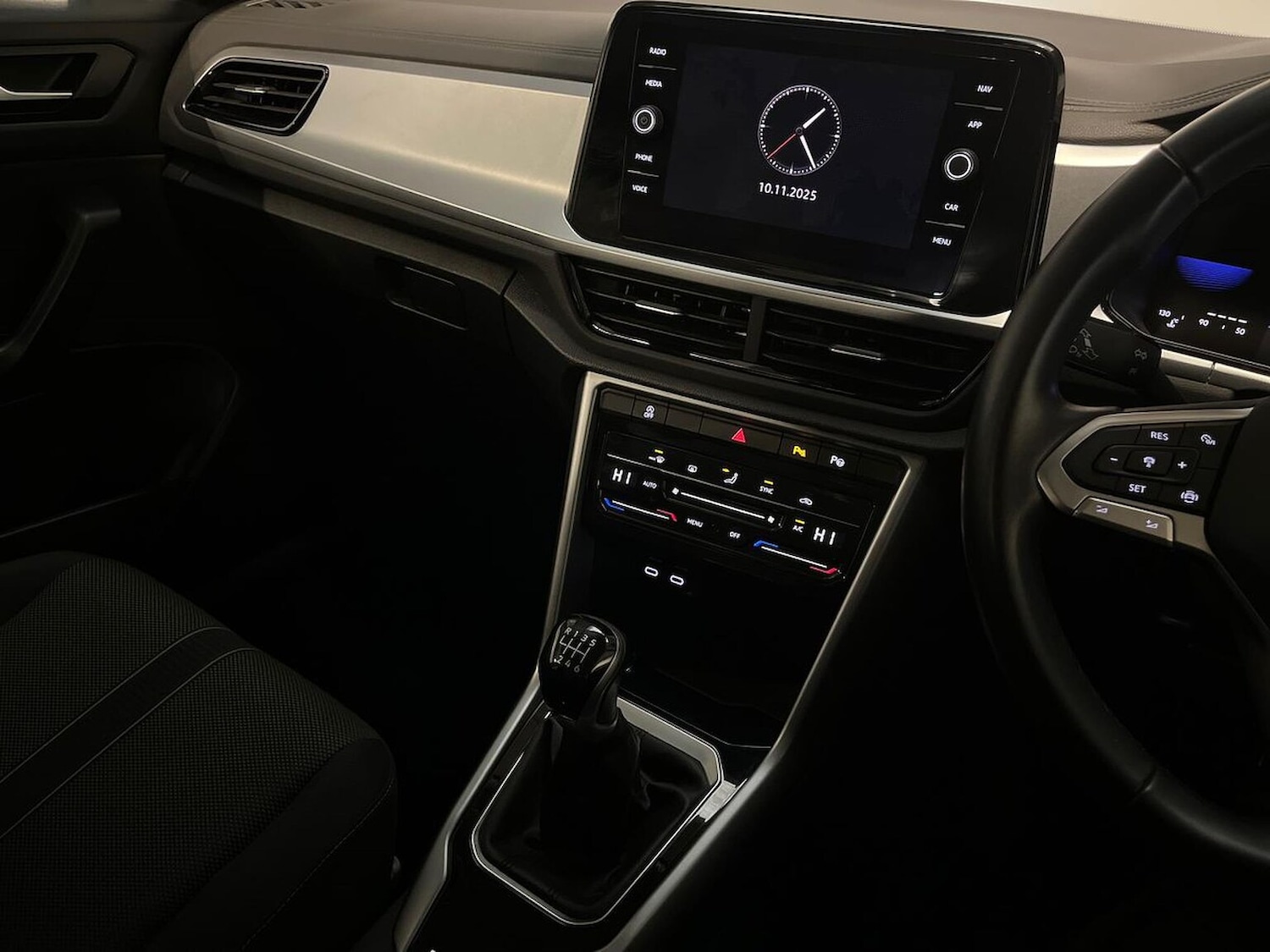 Used Volkswagen T-Roc 2022 for sale - 76532488: Photo 13