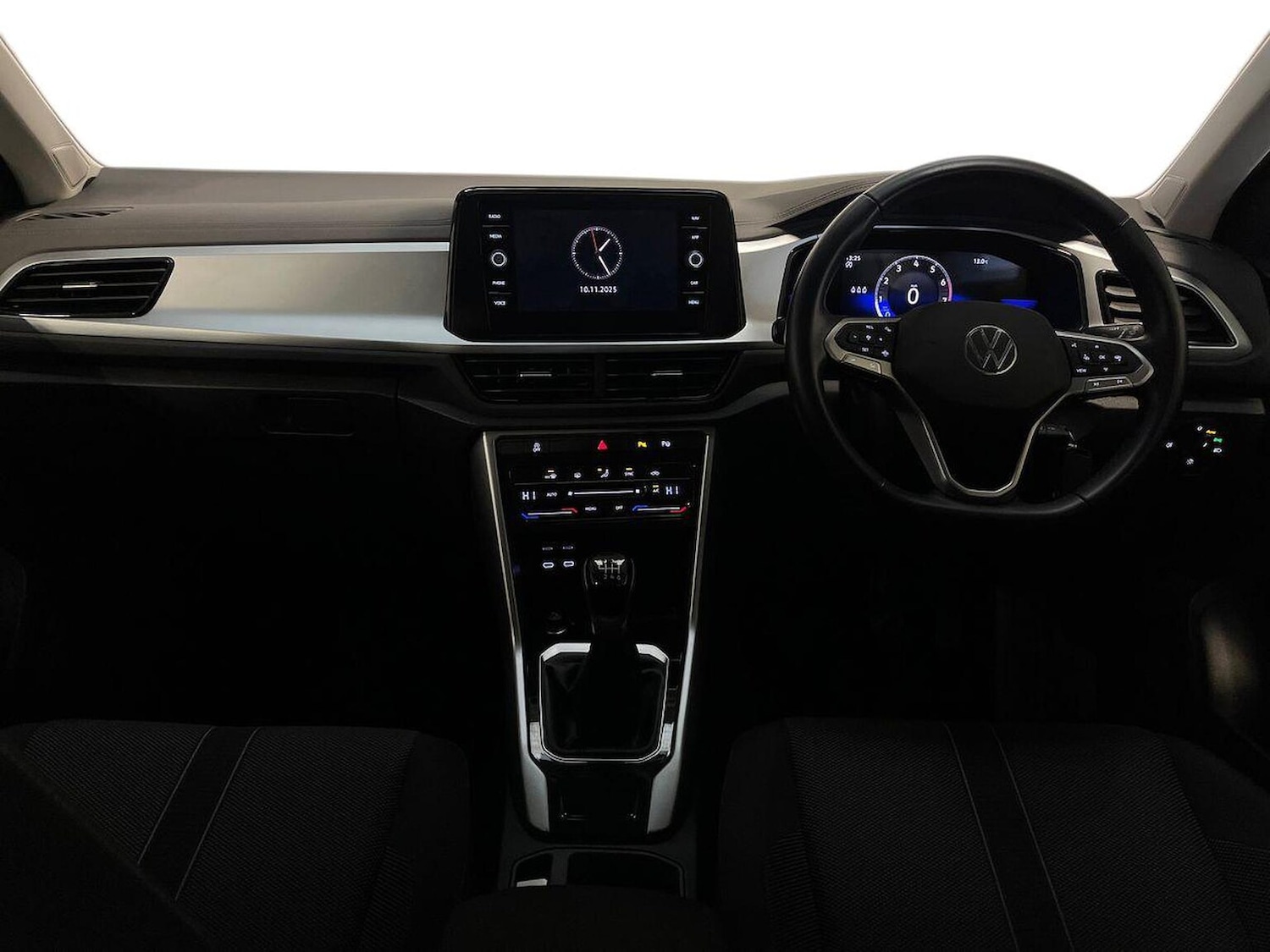 Used Volkswagen T-Roc 2022 for sale - 76532488: Photo 8