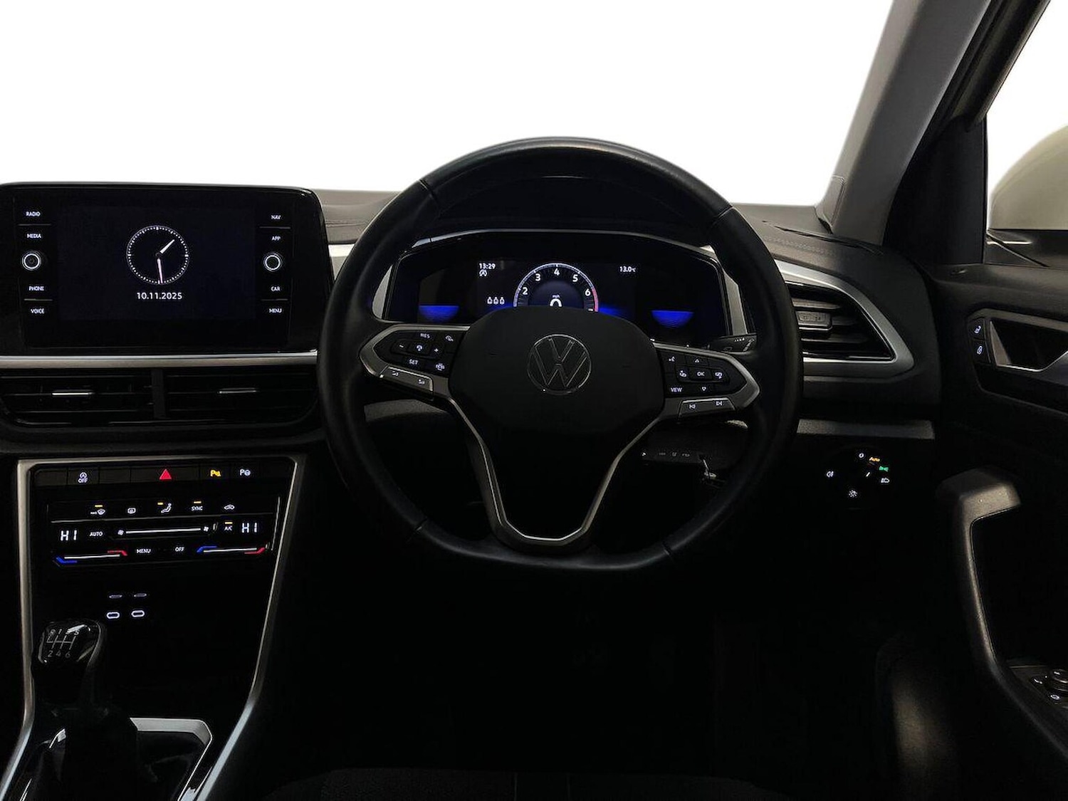 Used Volkswagen T-Roc 2022 for sale - 76532488: Photo 9