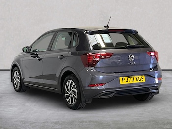 Used Volkswagen Polo 2023 for sale - 76492412: Photo