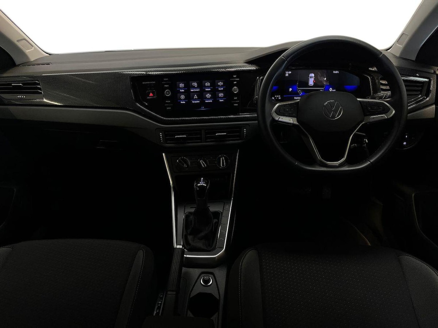 Used Volkswagen Polo 2023 for sale - 76492412: Photo 8