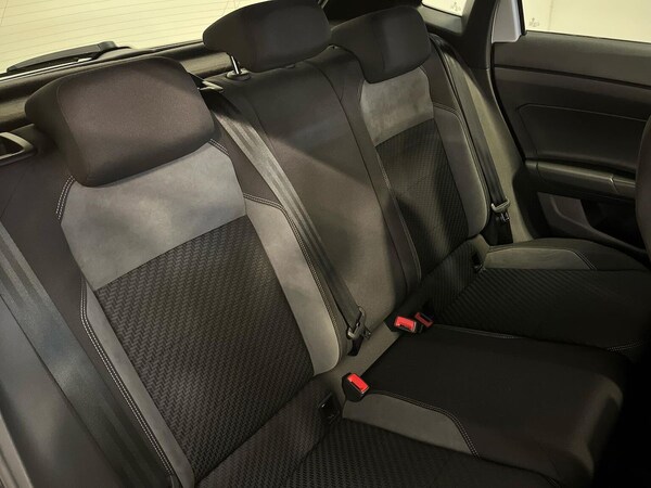 Used Volkswagen Polo 2019 for sale - 76232803: Photo 16