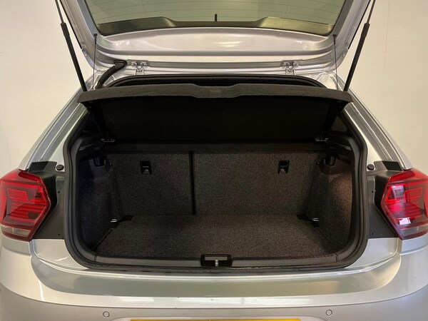 Used Volkswagen Polo 2019 for sale - 76232803: Photo 17