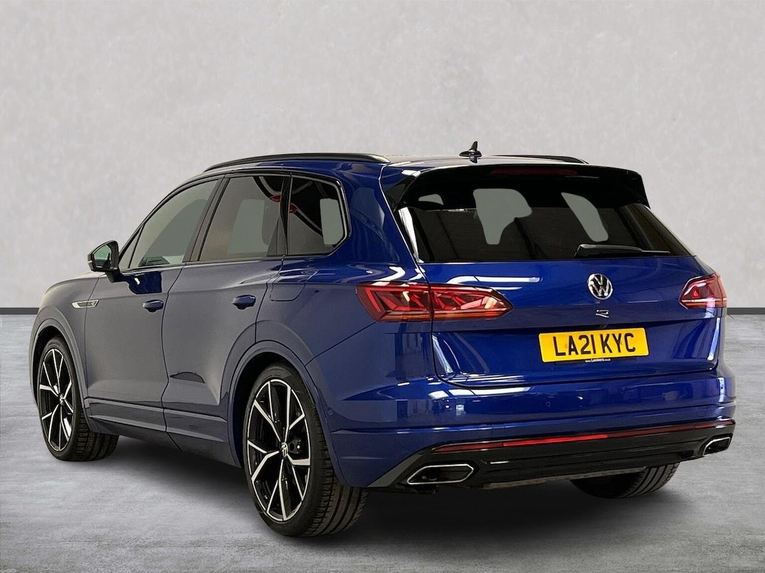 Used Volkswagen Touareg 2021 for sale - 75907681: Photo 2