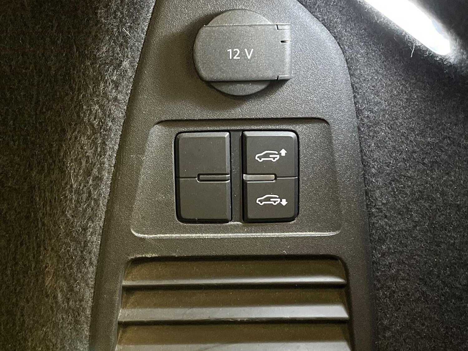 Used Volkswagen Touareg 2021 for sale - 75907681: Photo 36