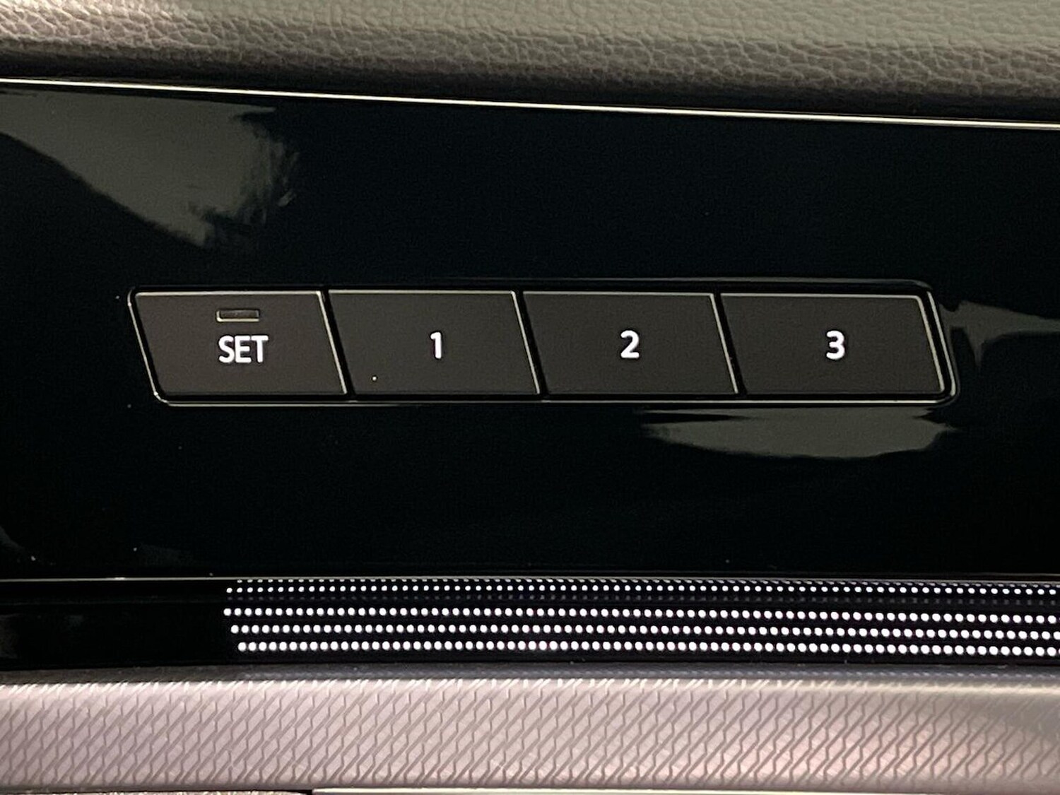 Used Volkswagen Touareg 2020 for sale - 77488270: Photo 39