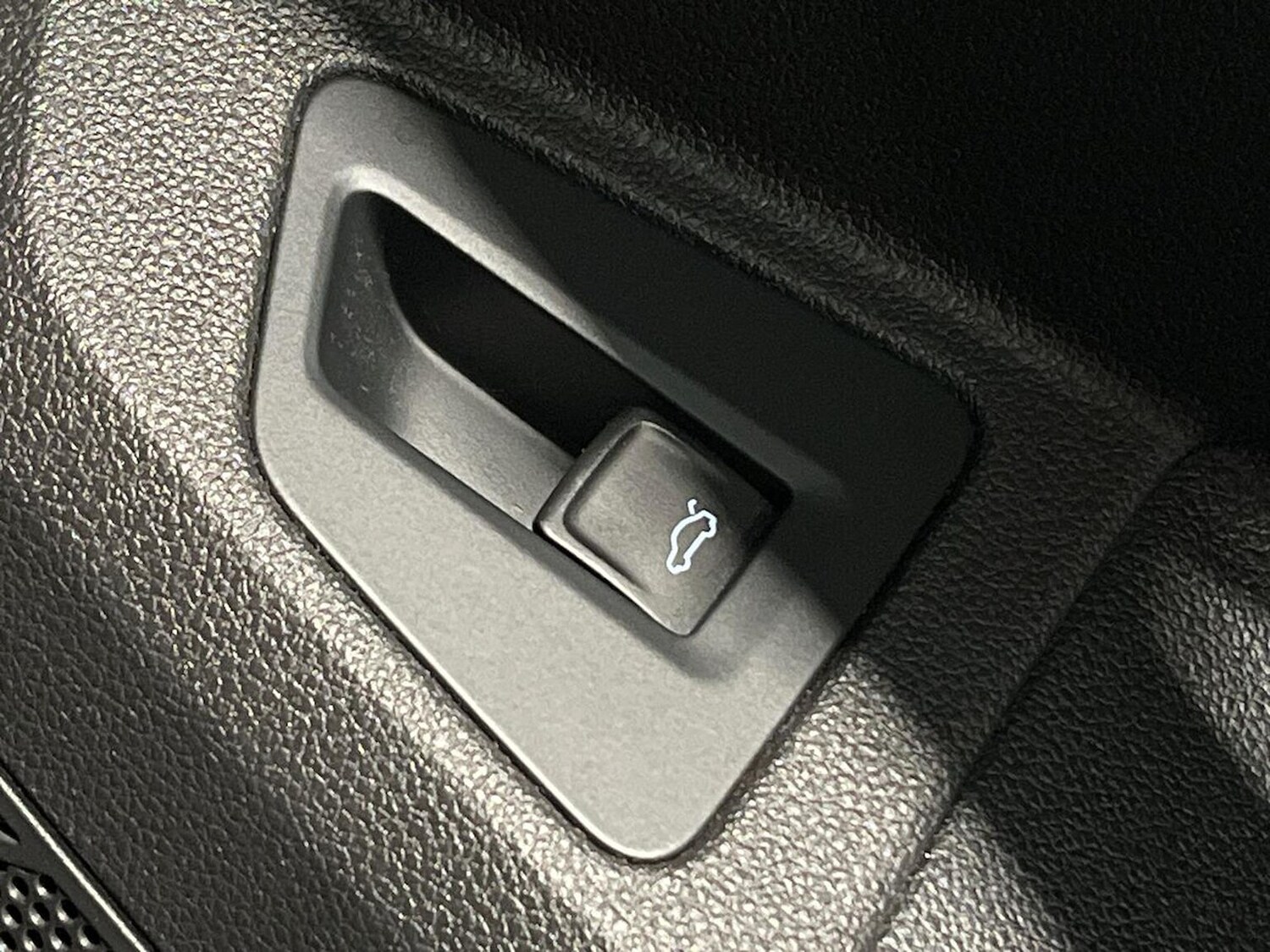 Used Volkswagen Touareg 2020 for sale - 77488270: Photo 40