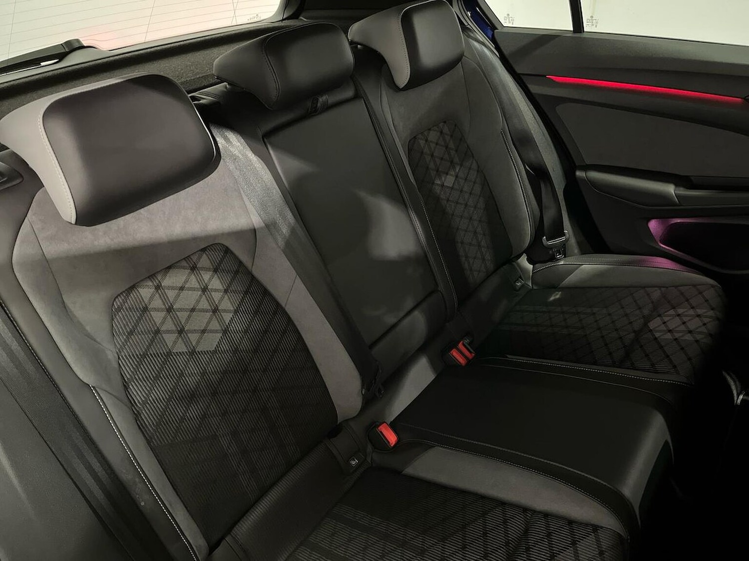 Used Volkswagen Golf 2024 for sale - 77056889: Photo 18