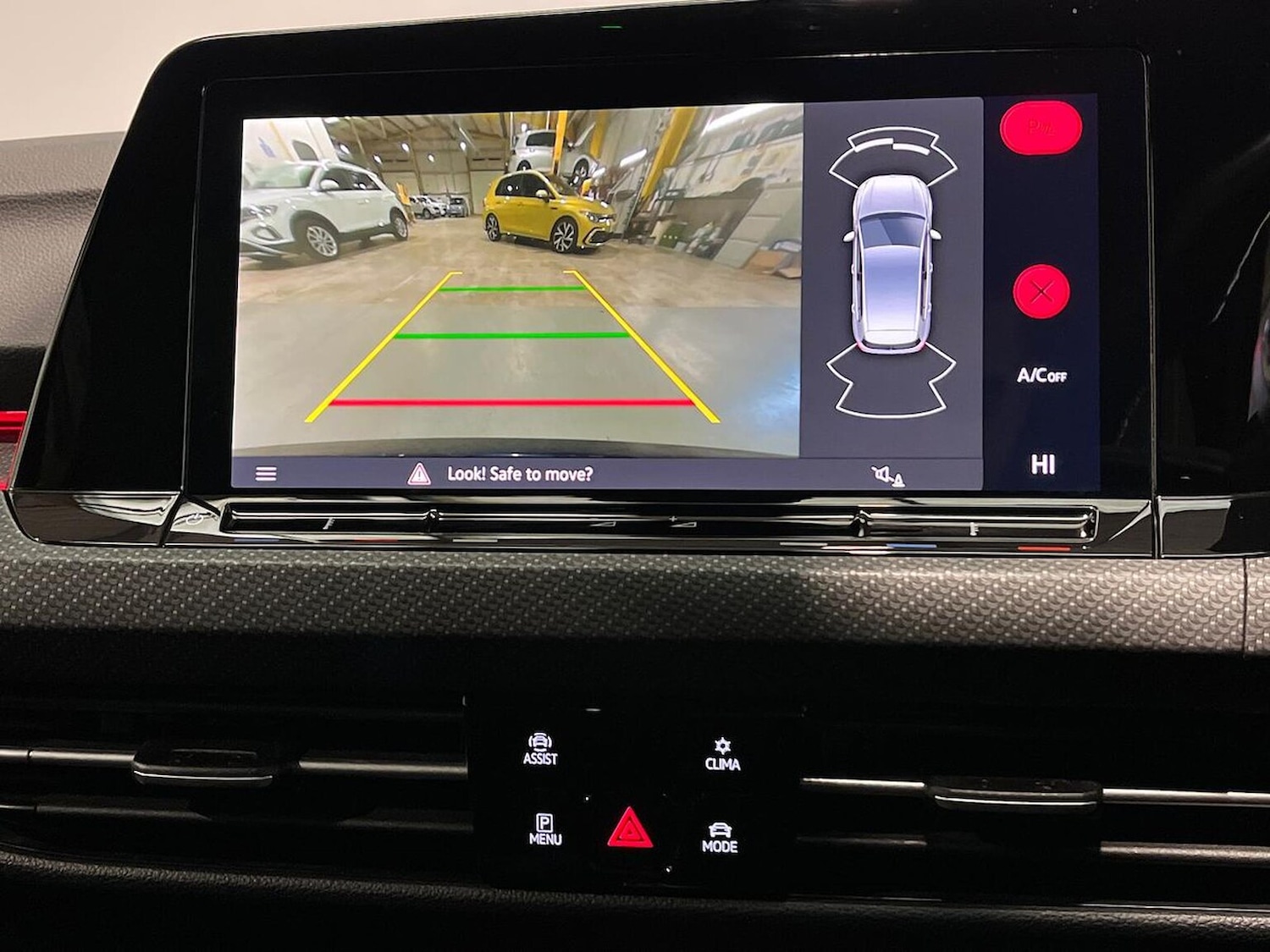 Used Volkswagen Golf 2024 for sale - 77056889: Photo 25