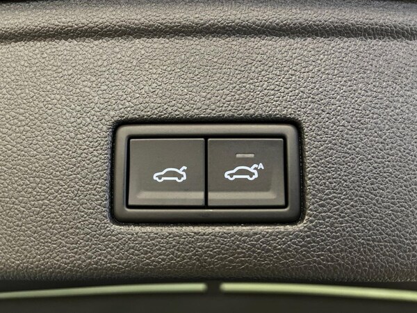 Used Volkswagen Touareg 2025 for sale - 76293030: Photo 22