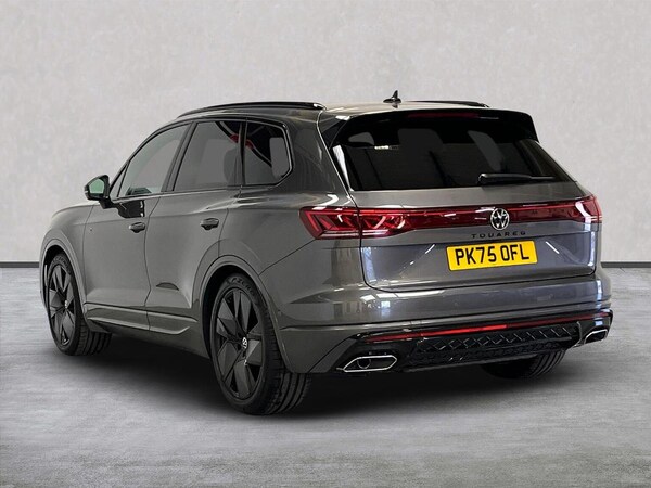 Used Volkswagen Touareg 2025 for sale - 76293030: Photo 2