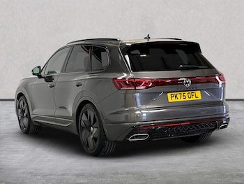 Used Volkswagen Touareg 2025 for sale - 76293030: Photo 2