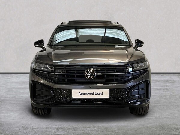 Used Volkswagen Touareg 2025 for sale - 76293030: Photo 5