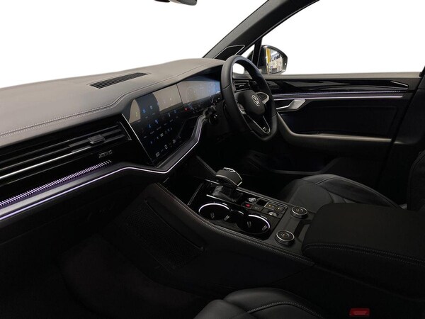Used Volkswagen Touareg 2025 for sale - 76293030: Photo 7