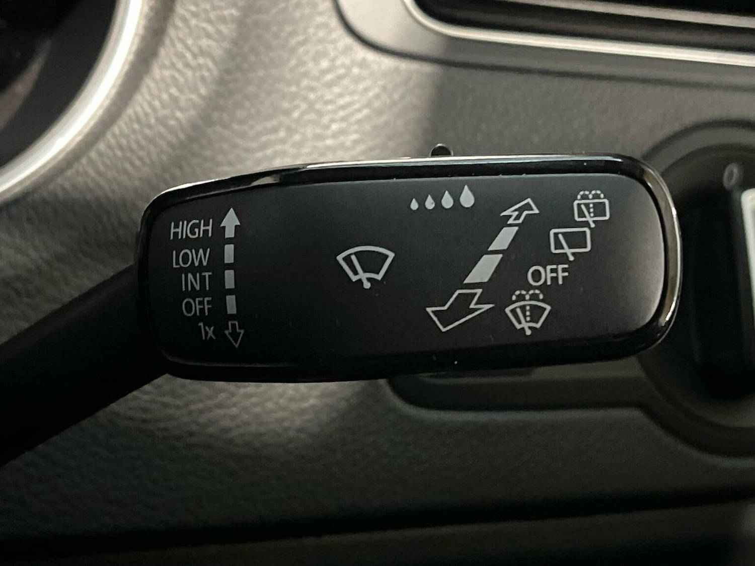 Used Volkswagen Polo 2016 for sale - 76893243: Photo 28