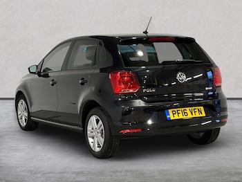 Used Volkswagen Polo 2016 for sale - 76893243: Photo