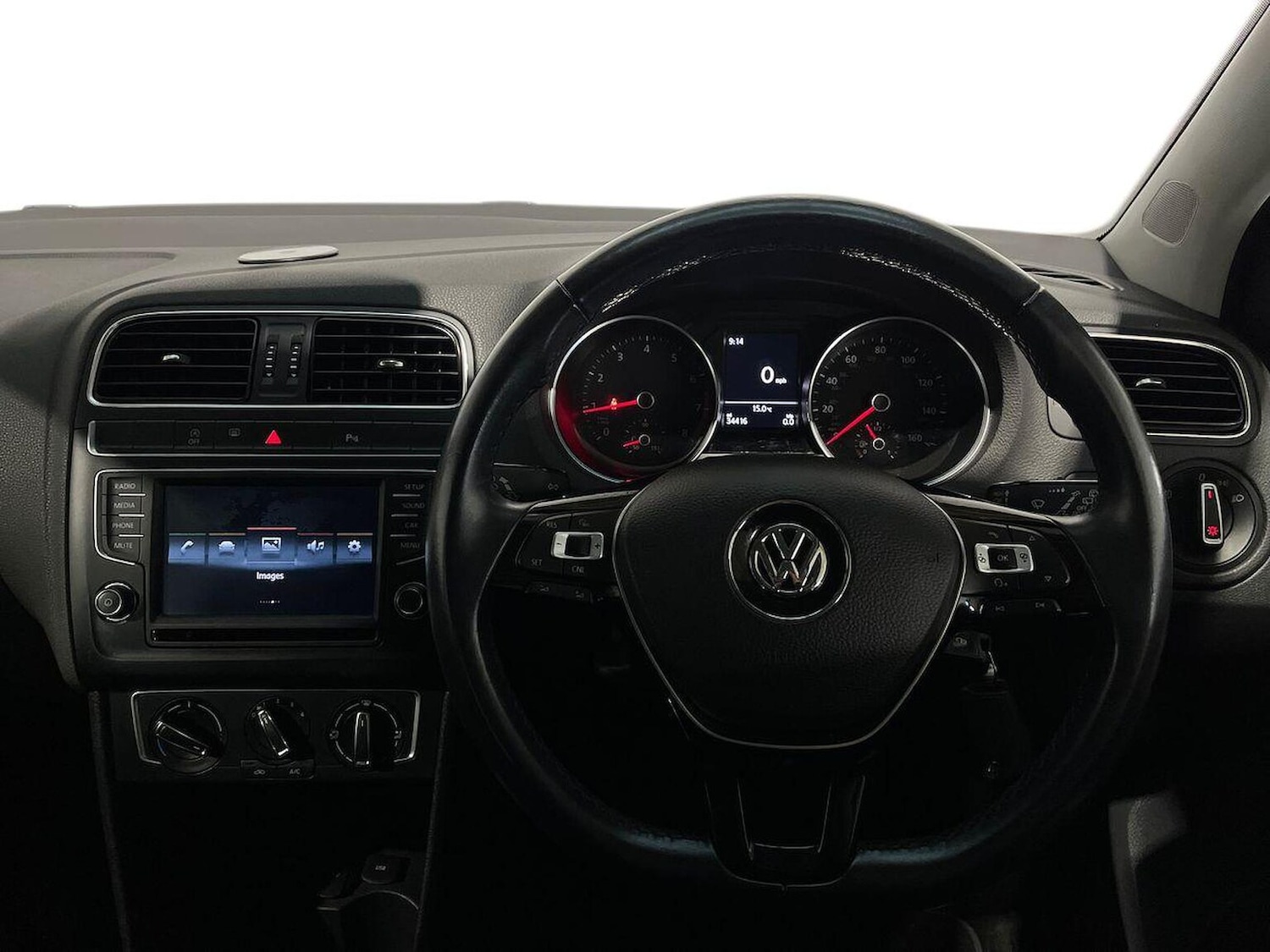 Used Volkswagen Polo 2016 for sale - 76893243: Photo 9