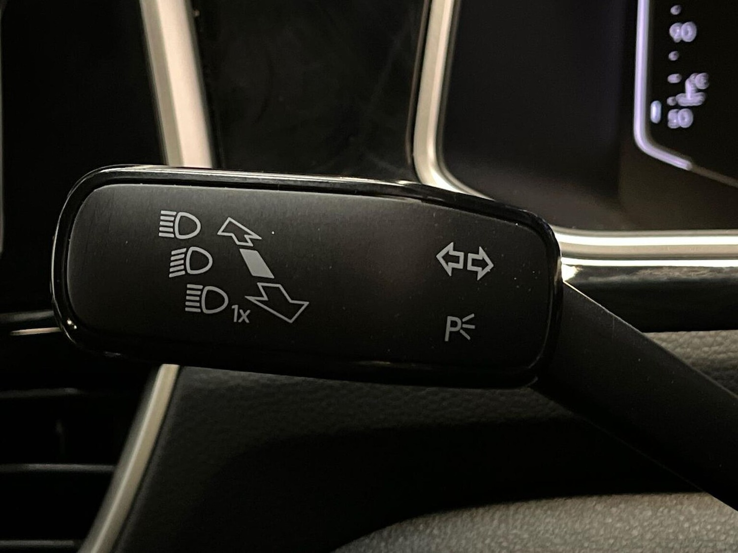 Used Volkswagen T-Roc 2025 for sale - 76382630: Photo 29