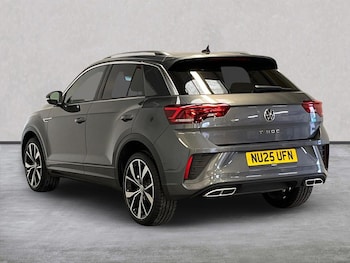 Used Volkswagen T-Roc 2025 for sale - 76382630: Photo