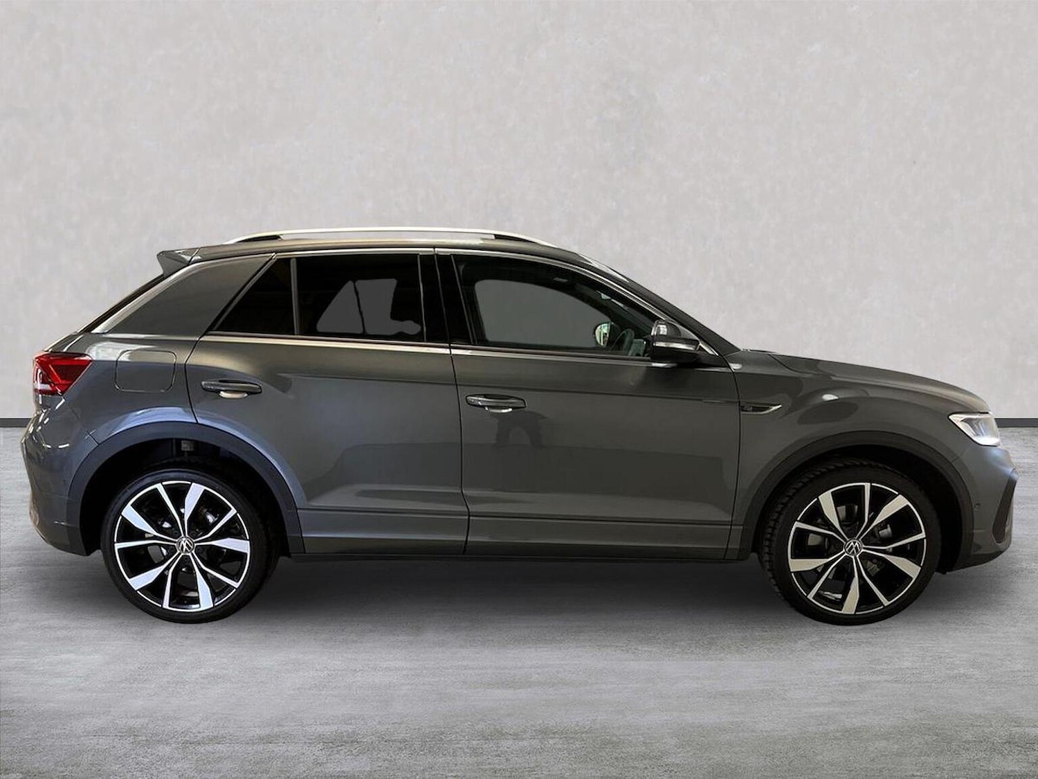 Used Volkswagen T-Roc 2025 for sale - 76382630: Photo 3
