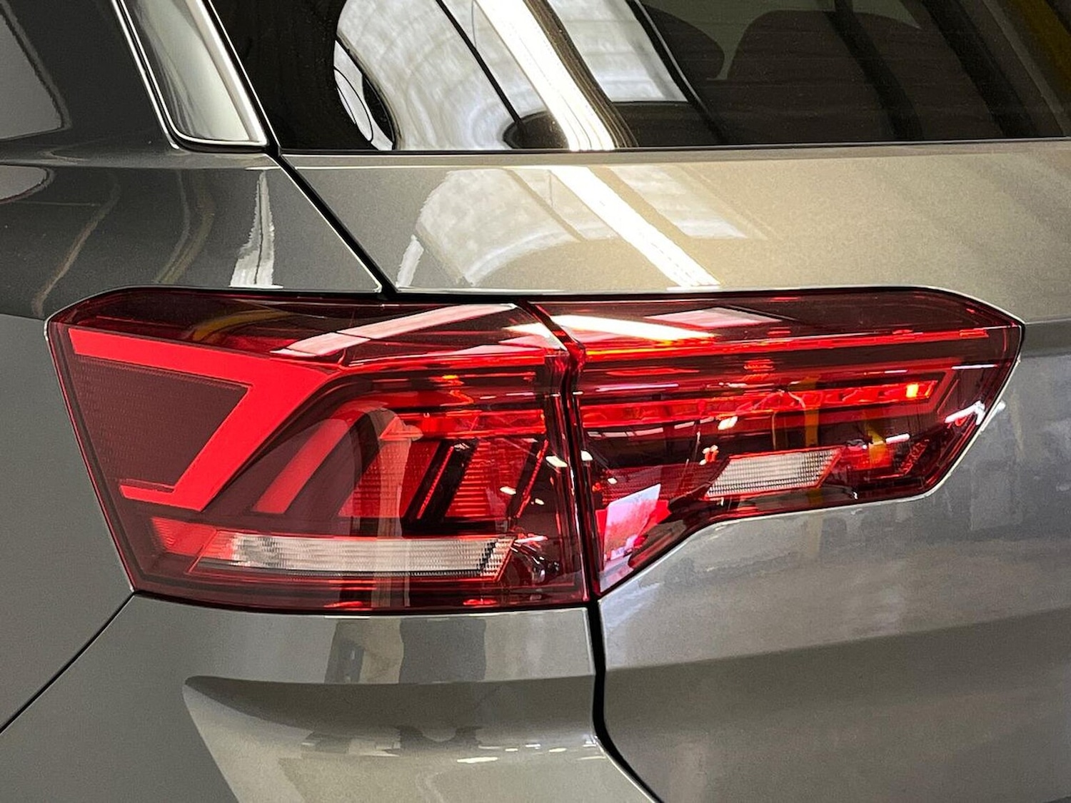 Used Volkswagen T-Roc 2025 for sale - 76382630: Photo 36