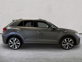 Used Volkswagen T-Roc 2025 for sale - 76382630: Photo