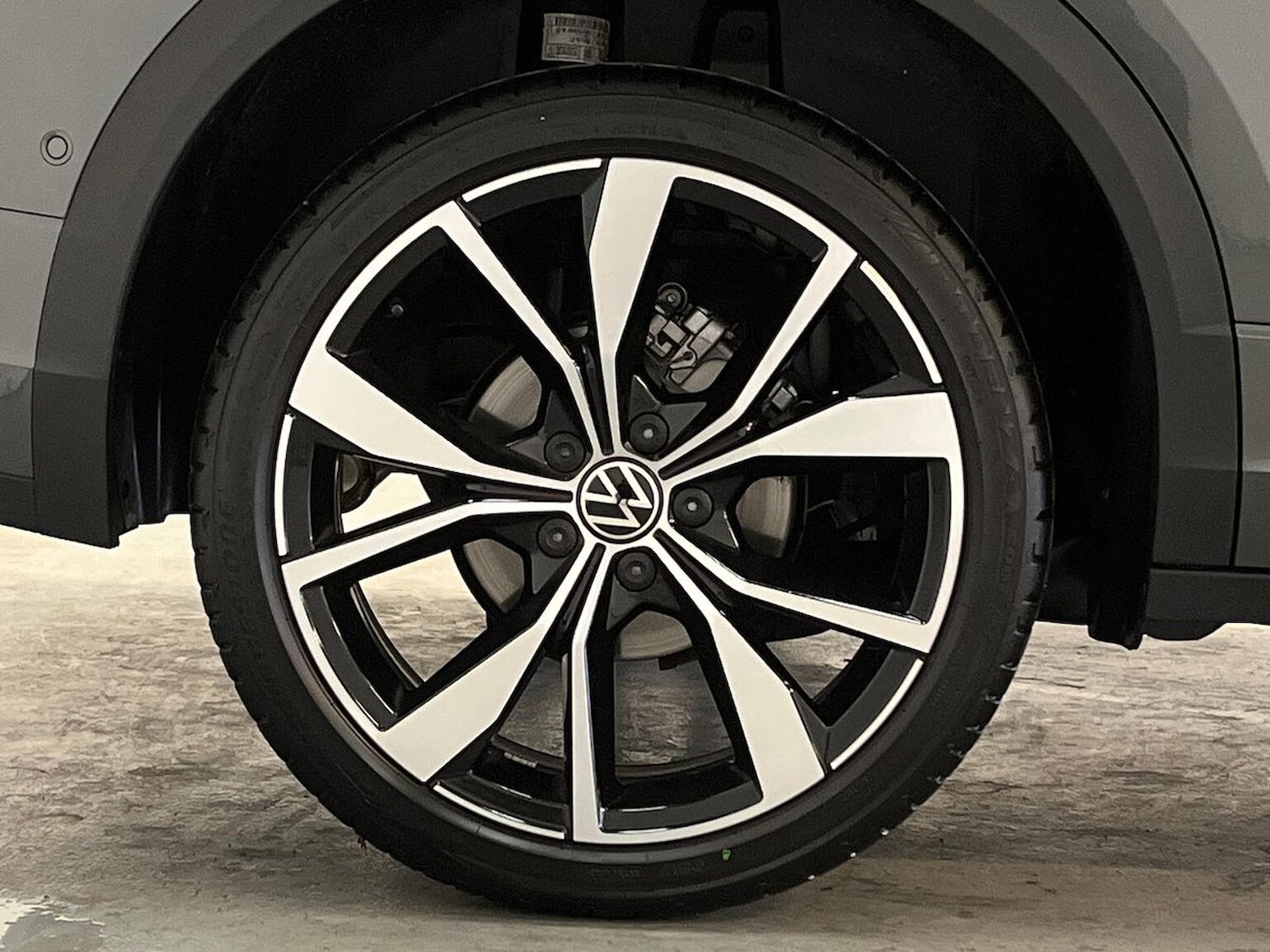 Used Volkswagen T-Roc 2025 for sale - 76382630: Photo 6