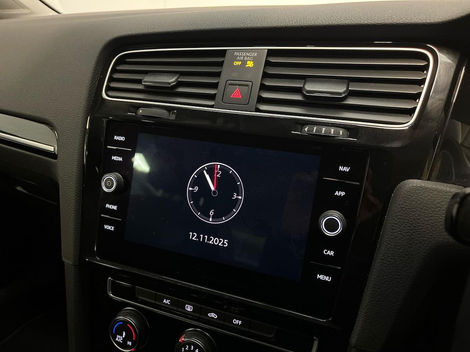 Used Volkswagen Golf 2018 for sale - 76555441: Photo 11