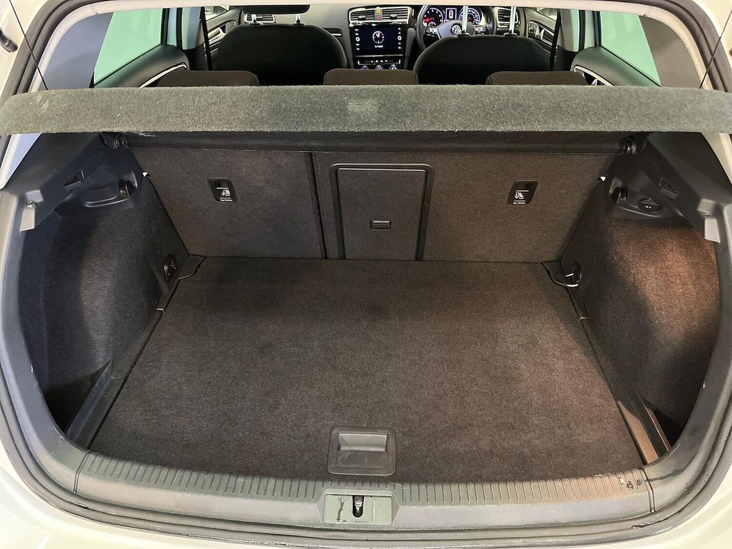 Used Volkswagen Golf 2018 for sale - 76555441: Photo 17