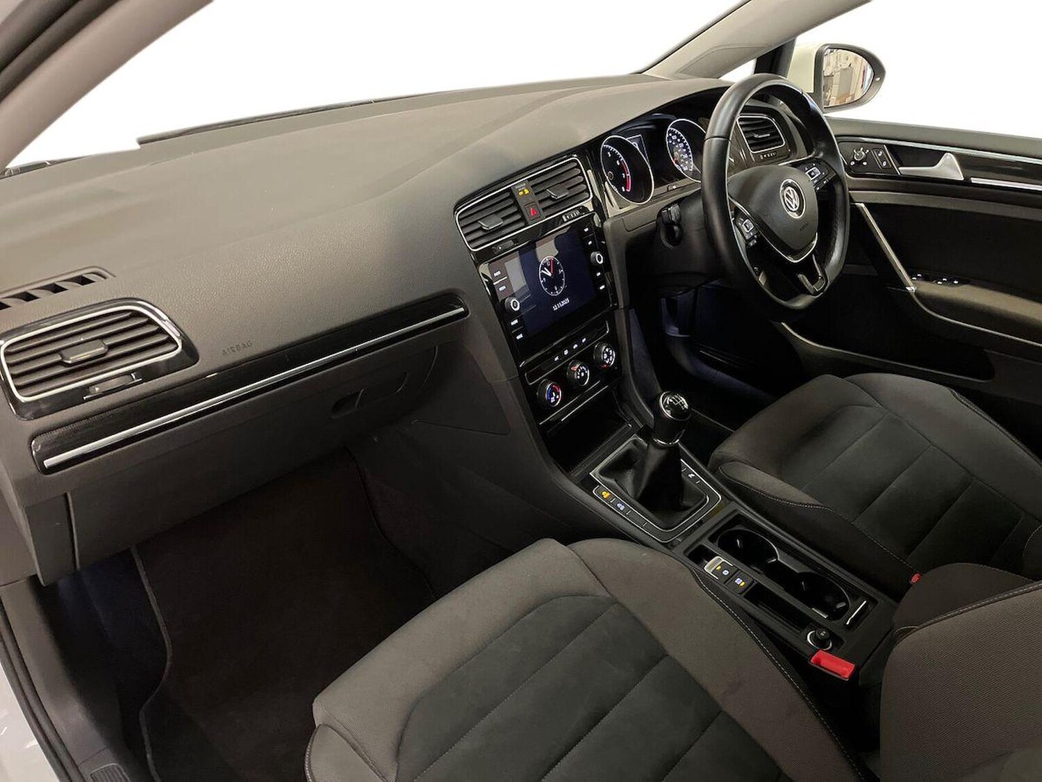 Used Volkswagen Golf 2018 for sale - 76555441: Photo 7