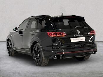 Used Volkswagen Touareg 2023 for sale - 76799421: Photo