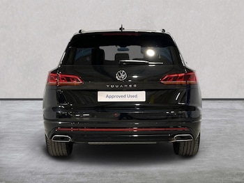 Used Volkswagen Touareg 2023 for sale - 76799421: Photo