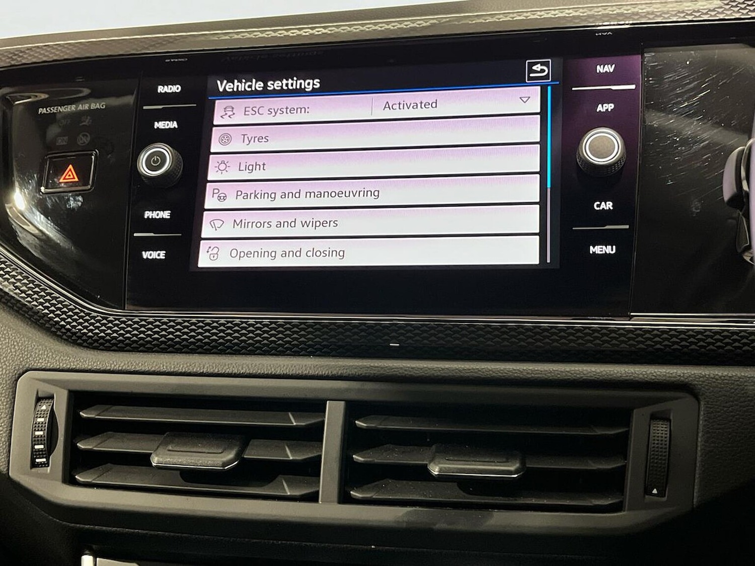 Used Volkswagen Polo 2024 for sale - 77775132: Photo 38