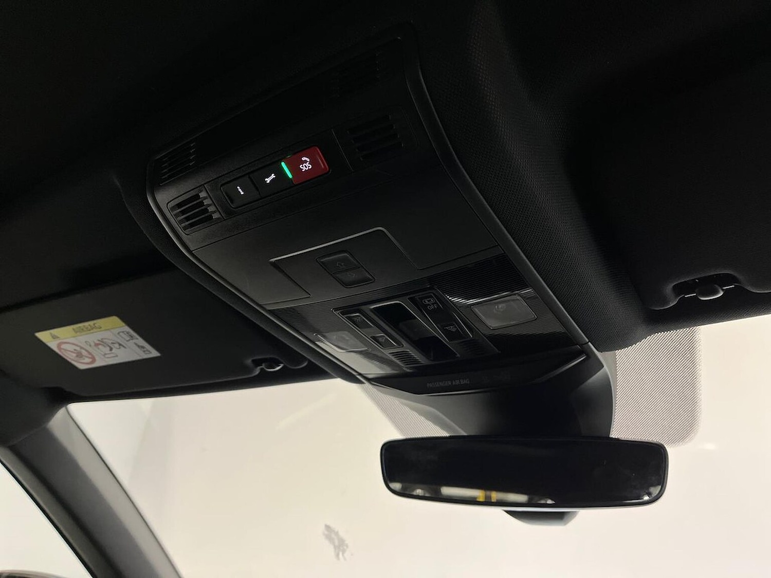 Used Volkswagen T-Roc 2025 for sale - 77056883: Photo 16