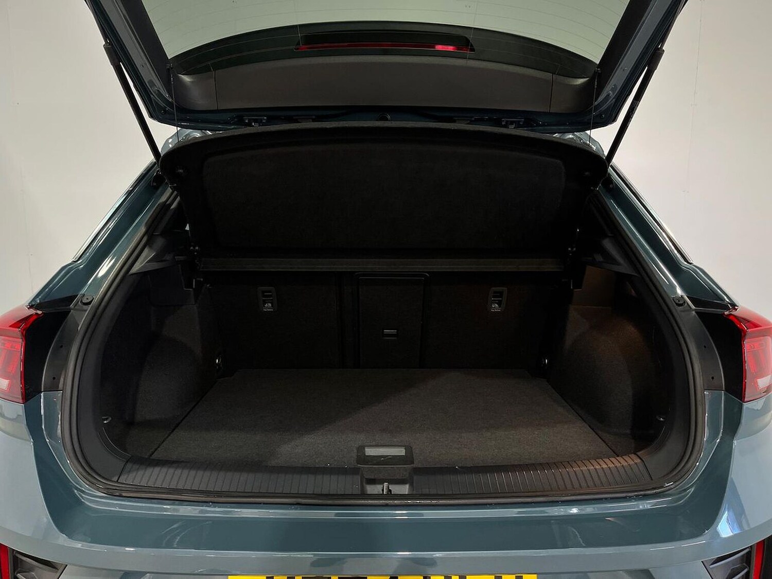 Used Volkswagen T-Roc 2025 for sale - 77056883: Photo 19