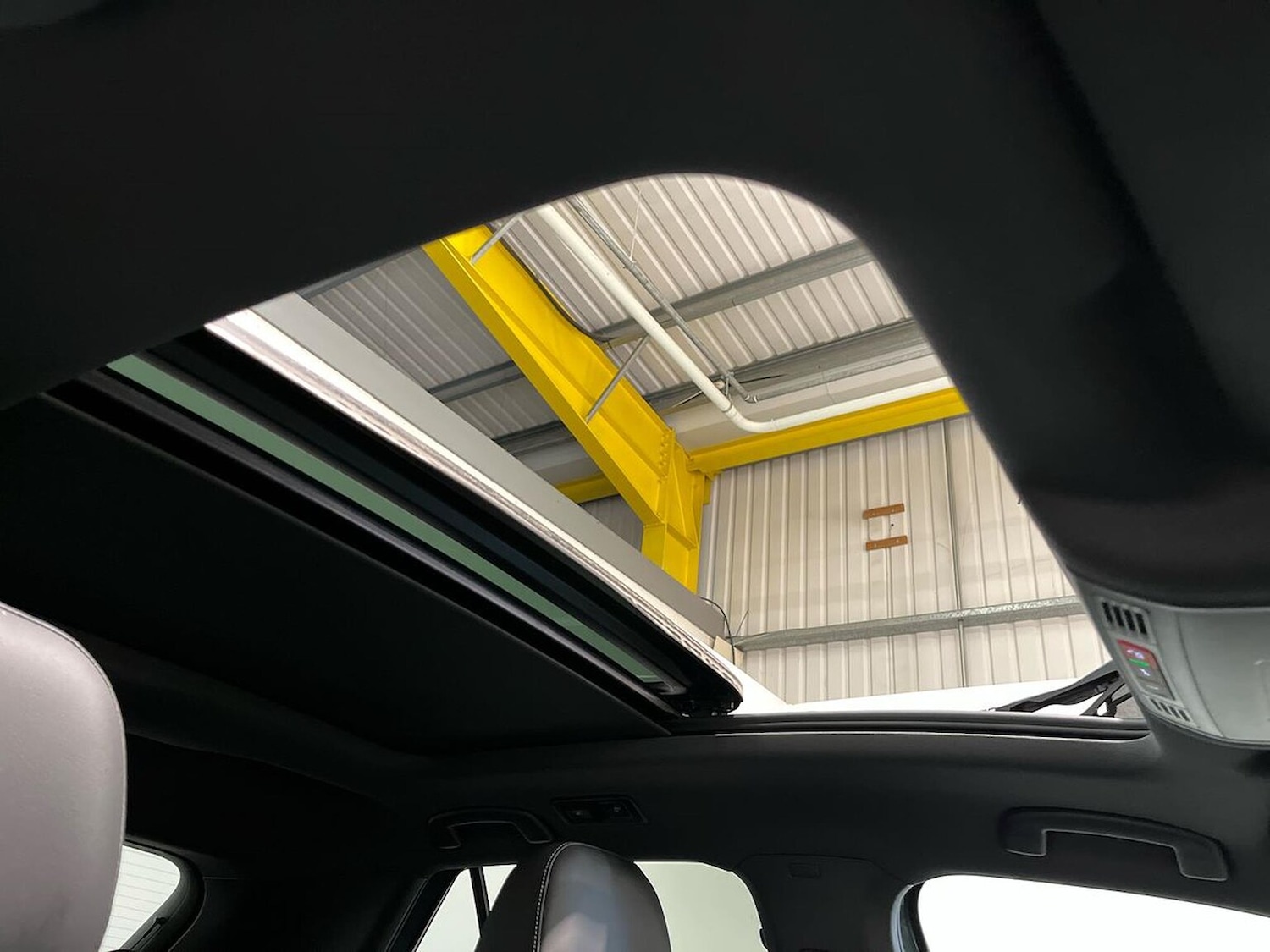 Used Volkswagen T-Roc 2025 for sale - 77056883: Photo 34