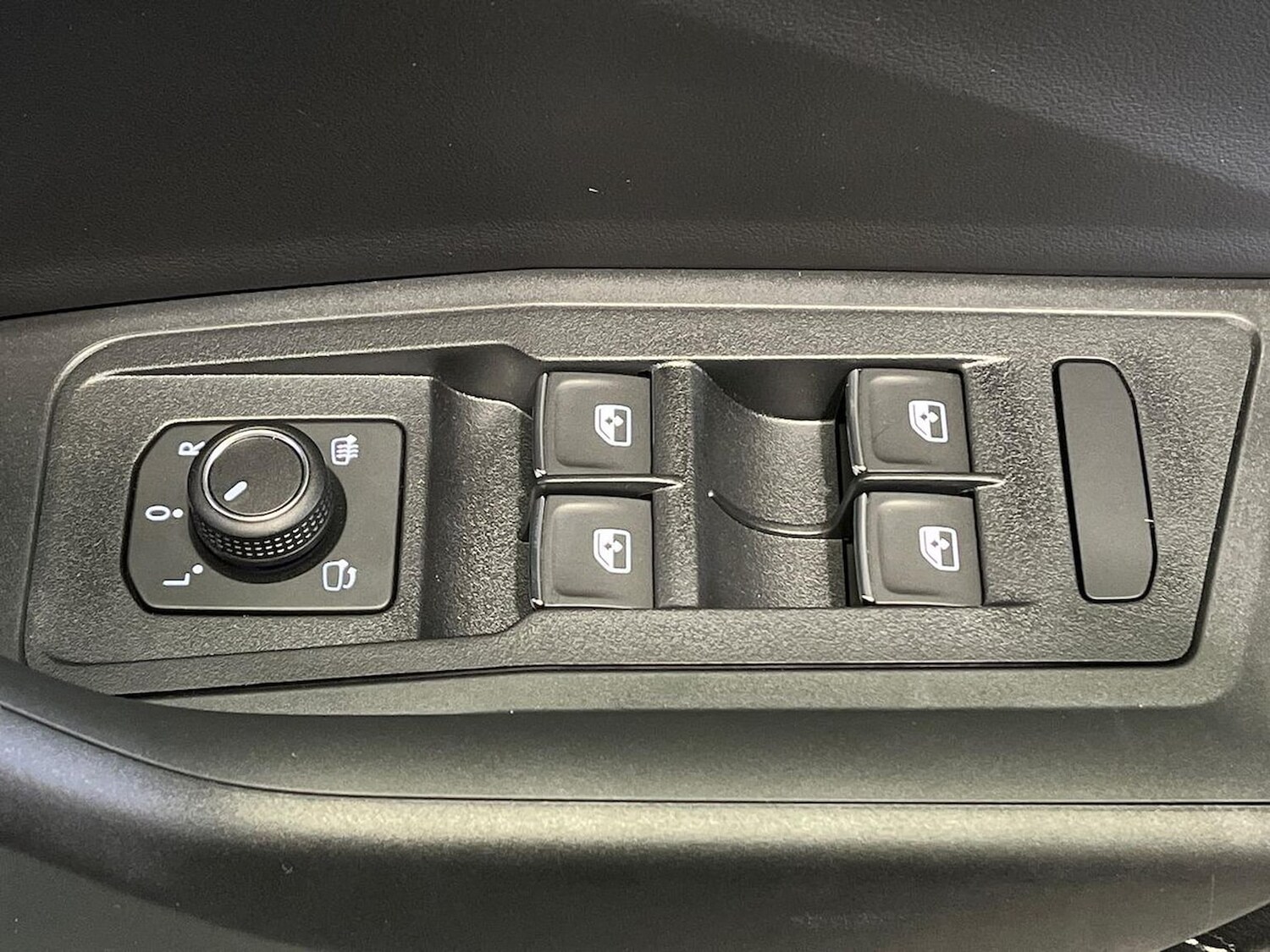 Used Volkswagen T-Roc 2026 for sale - 78195878: Photo 21