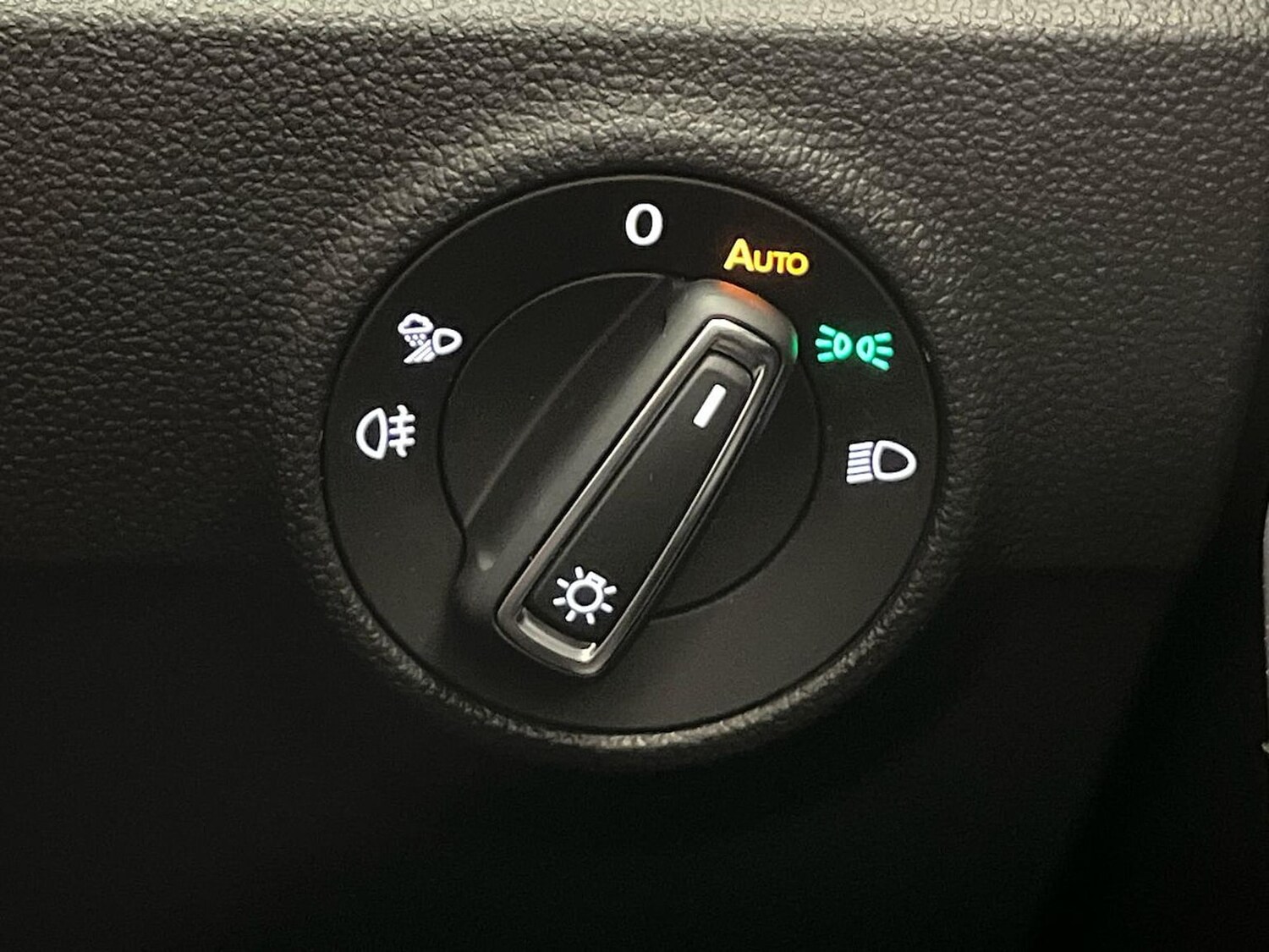 Used Volkswagen T-Roc 2026 for sale - 78195878: Photo 22