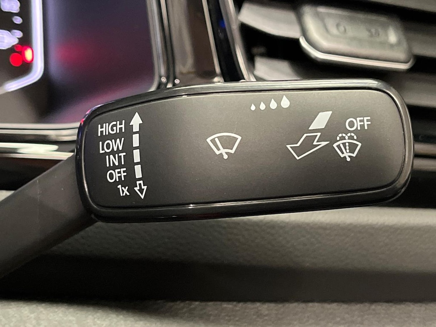 Used Volkswagen T-Roc 2026 for sale - 78195878: Photo 28