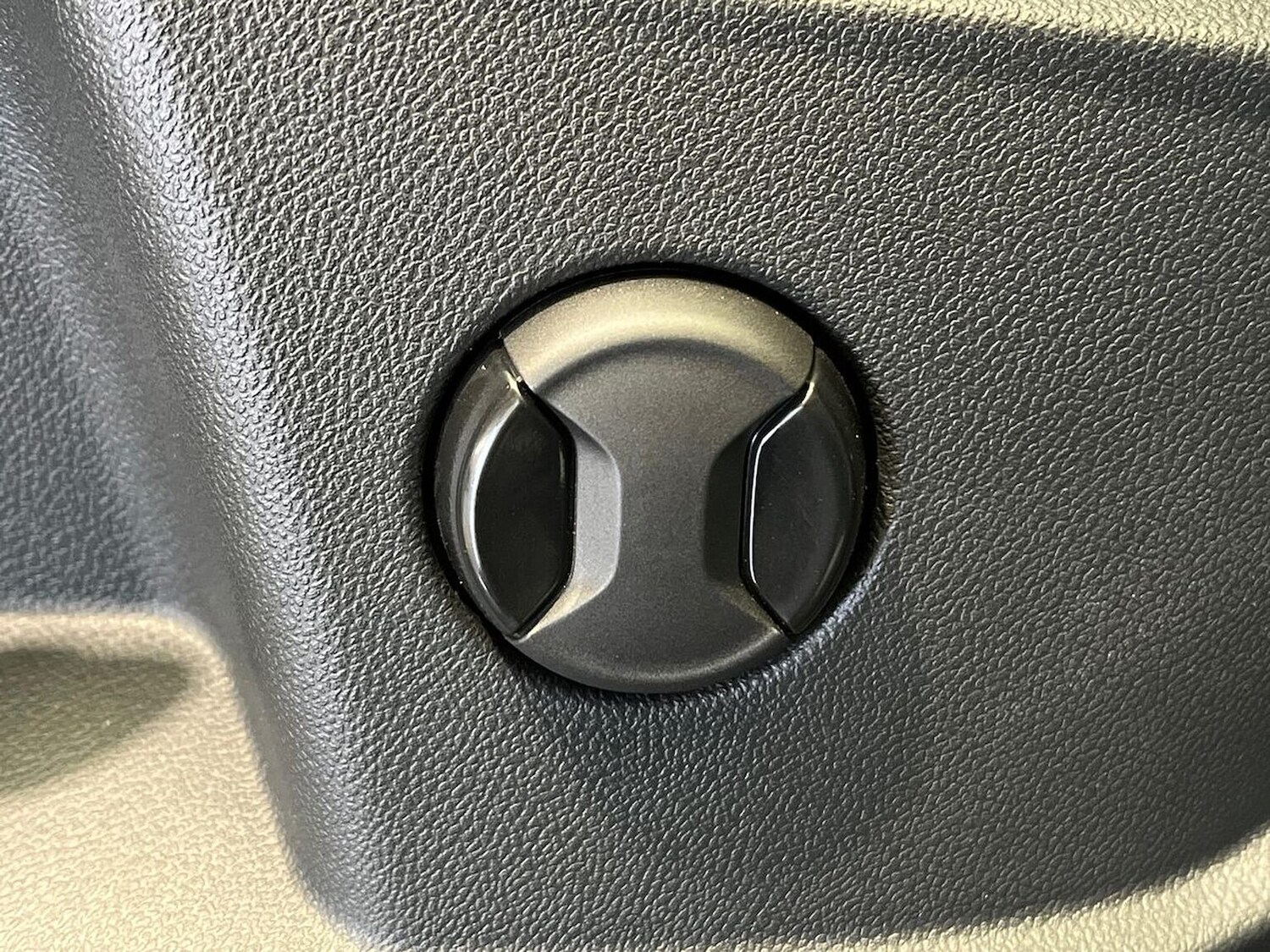 Used Volkswagen T-Roc 2026 for sale - 78195878: Photo 30