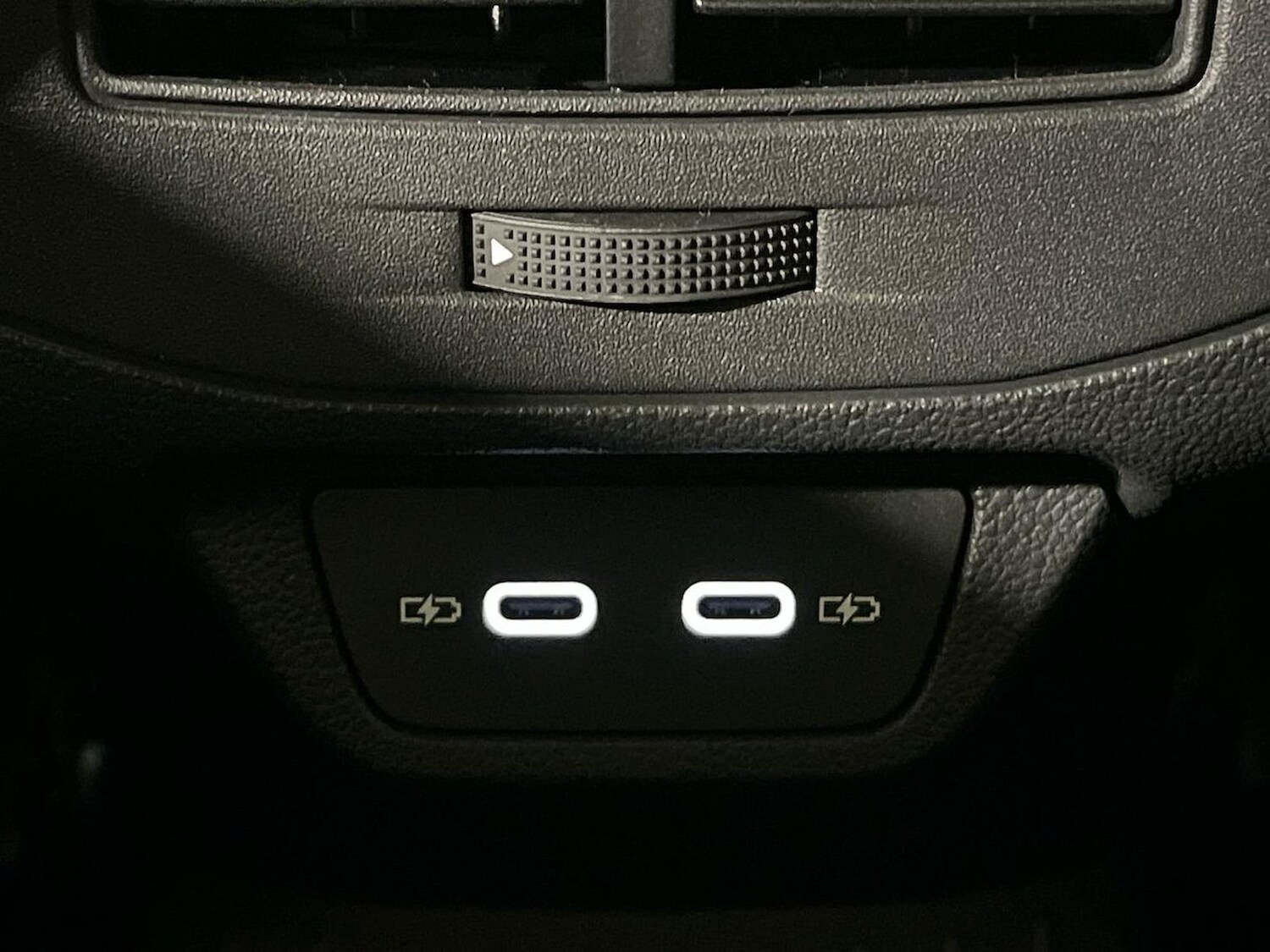 Used Volkswagen T-Roc 2026 for sale - 78195878: Photo 38